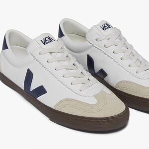 Veja Volley Sneakers Size 9